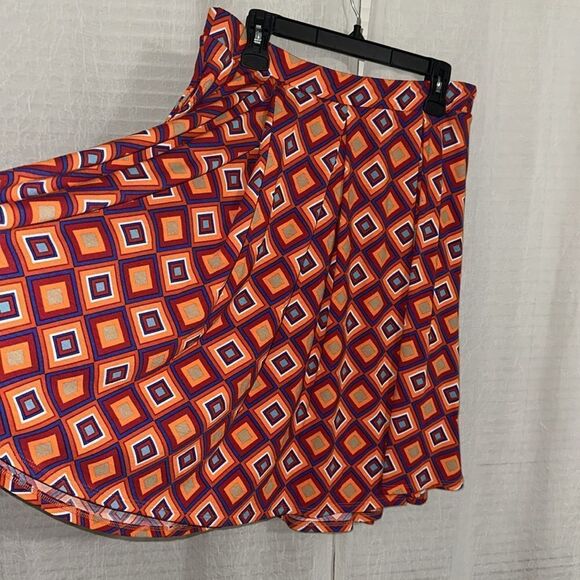LuLaRoe 2XL Madison Orange Tribal Geo Print Pleated Full Skirt with Pockets - Picture 5 of 7